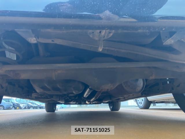 Daihatsu TANTO 2017-10 8330153-5