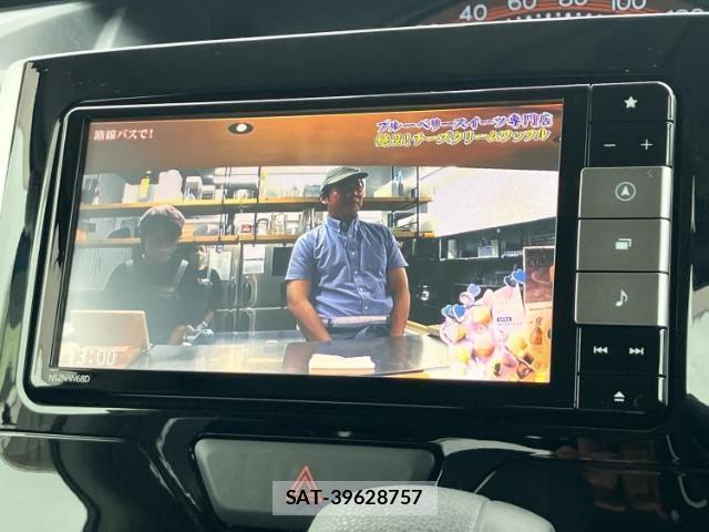 Daihatsu TANTO 2018-09 8330249-11