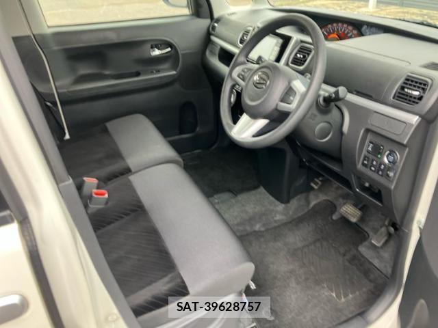 Daihatsu TANTO 2018-09 8330249-3