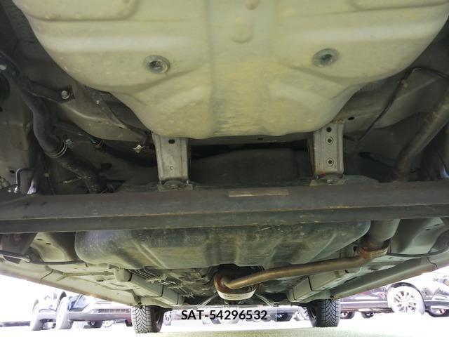 Daihatsu TANTO 2011-12 8330306-8