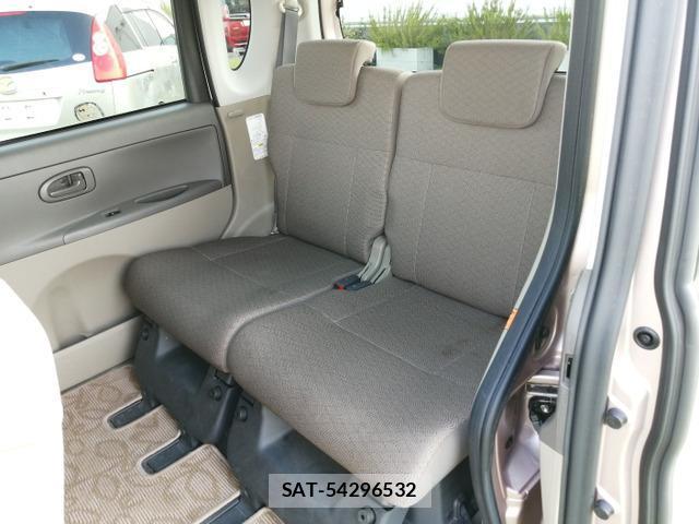 Daihatsu TANTO 2011-12 8330306-9