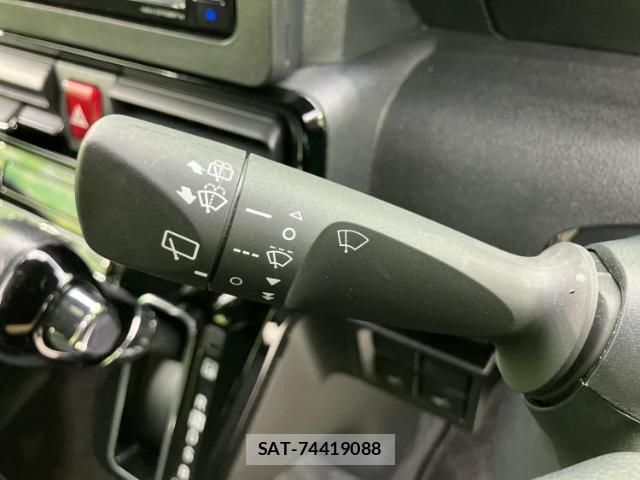 Daihatsu TANTO 2020-12 8330395-16
