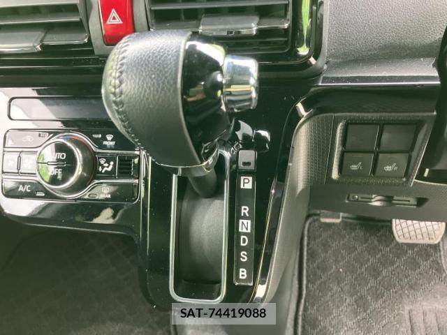 Daihatsu TANTO 2020-12 8330395-17