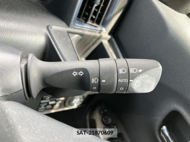 Daihatsu TANTO 2023-03 8330440-12