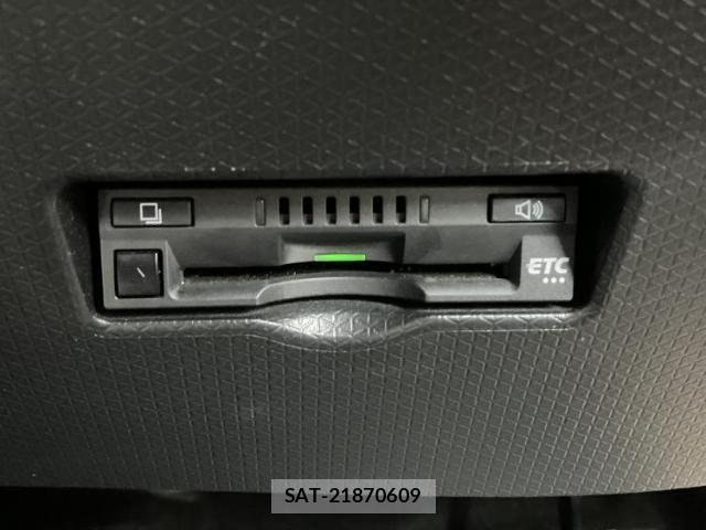 Daihatsu TANTO 2023-03 8330440-17