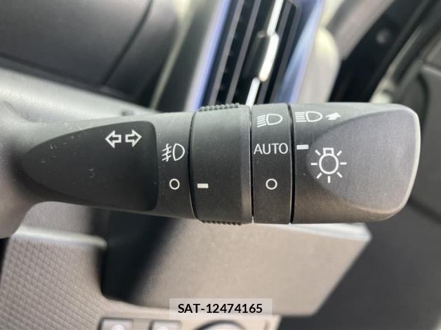 Daihatsu TANTO 2021-12 8330551-14