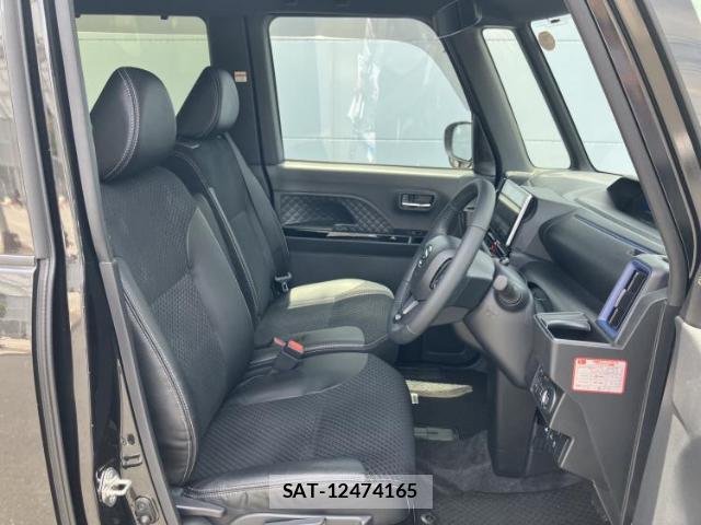 Daihatsu TANTO 2021-12 8330551-4