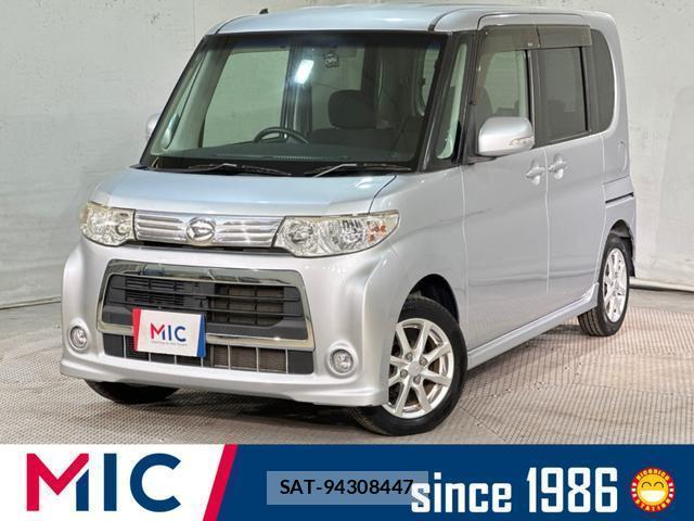 Daihatsu TANTO 2011-07 8330689-0