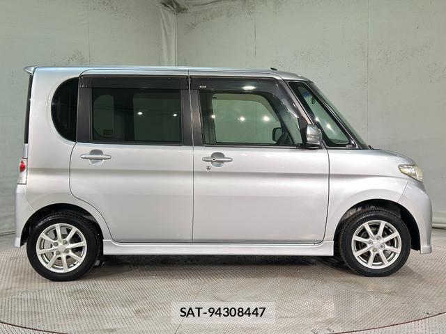 Daihatsu TANTO 2011-07 8330689-13