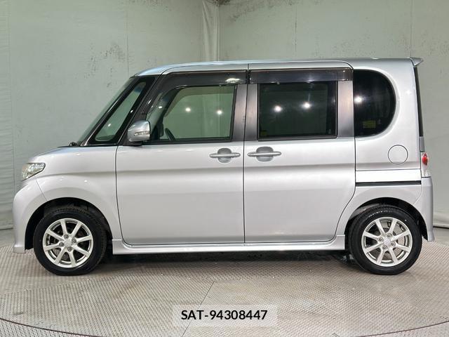 Daihatsu TANTO 2011-07 8330689-14