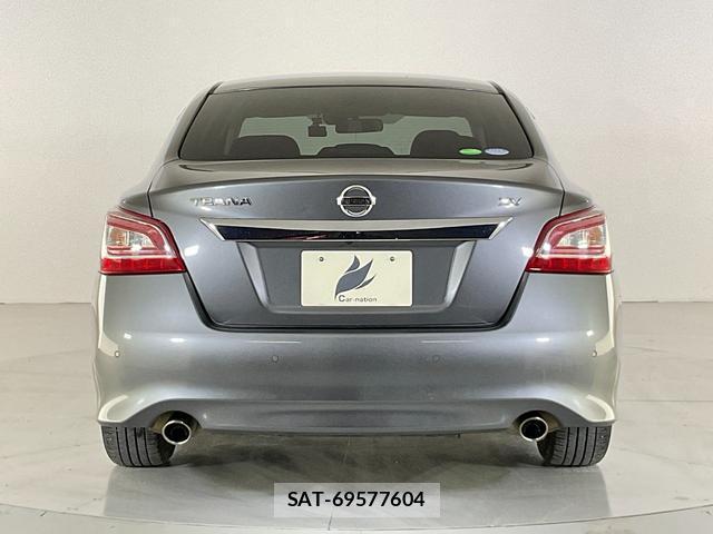 Nissan TEANA 2017-06 8329210-5