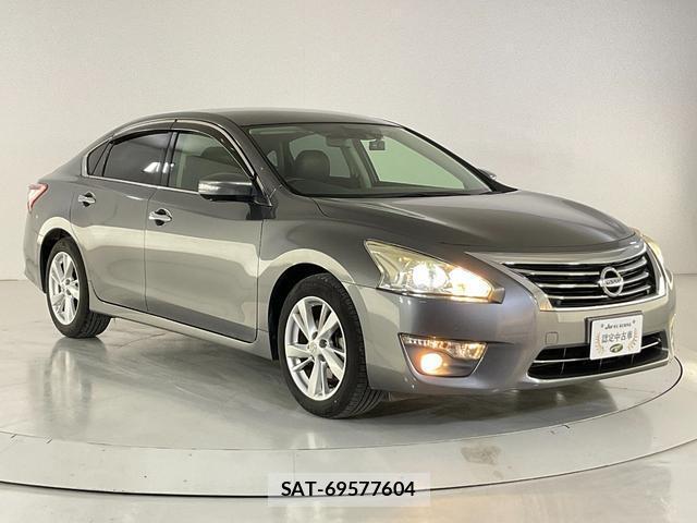 Nissan TEANA 2017-06 8329210-8