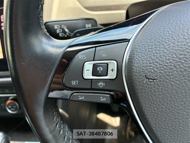 VolksWagen TIGUAN 2019-06 8328438-19