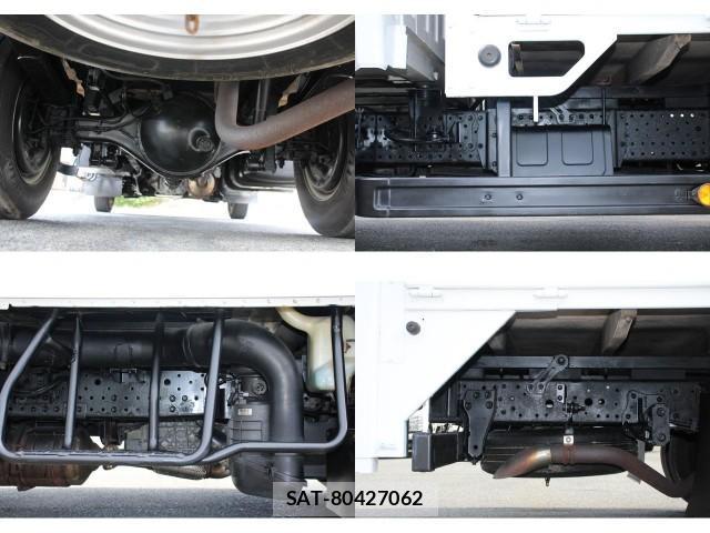 Mazda TITAN 2016-03 8327817-4
