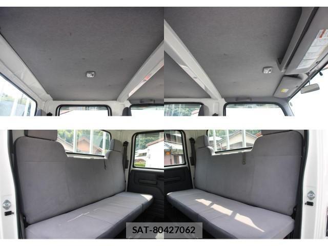 Mazda TITAN 2016-03 8327817-7
