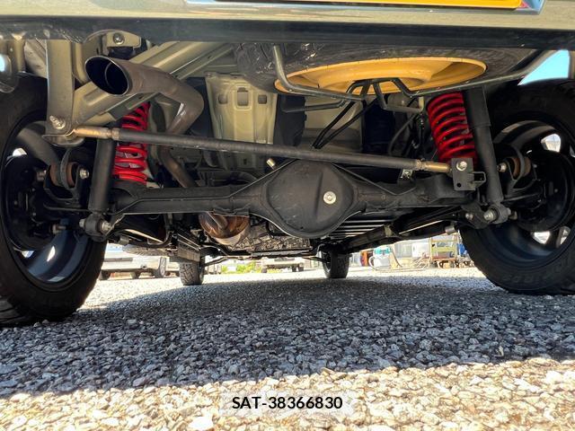 Mitsubishi TOWN BOX 2024-05 8330265-18