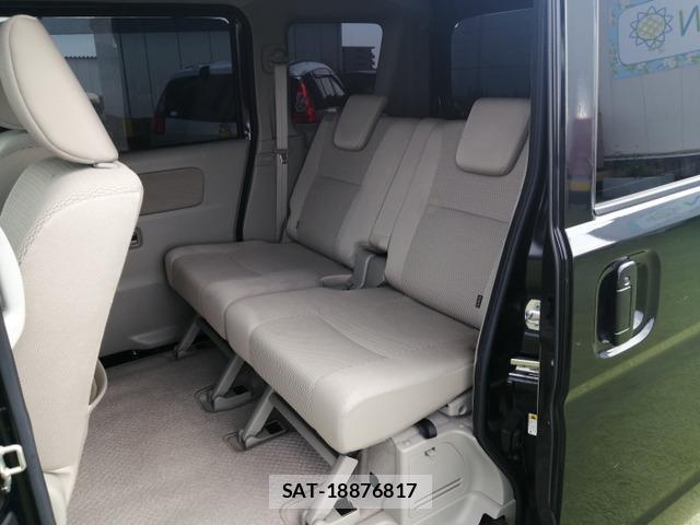 Mitsubishi TOWN BOX 2020-03 8330307-12