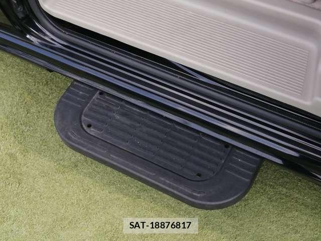 Mitsubishi TOWN BOX 2020-03 8330307-8