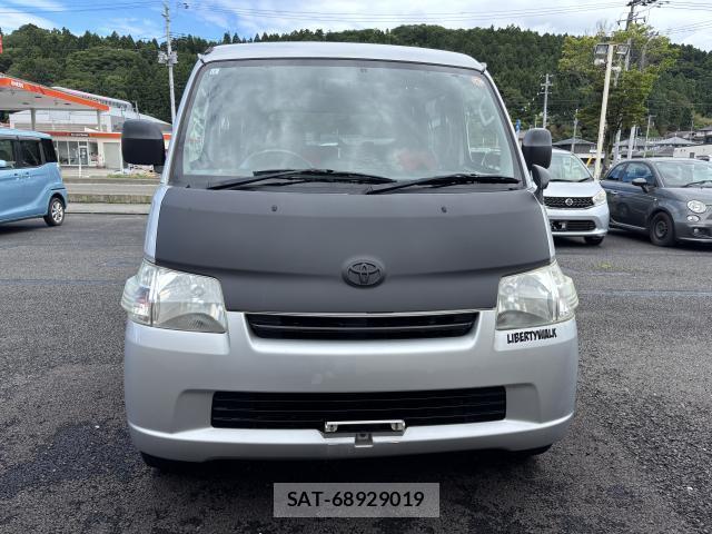Toyota TOWNACE VAN 2010-08 8329572-2