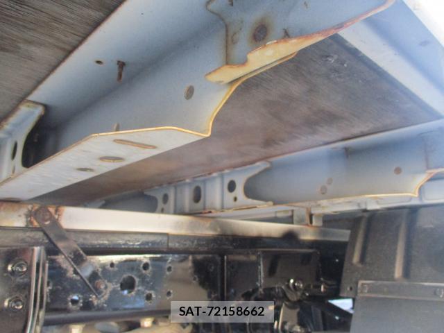 Toyota TOYOACE 2017-08 8328858-17