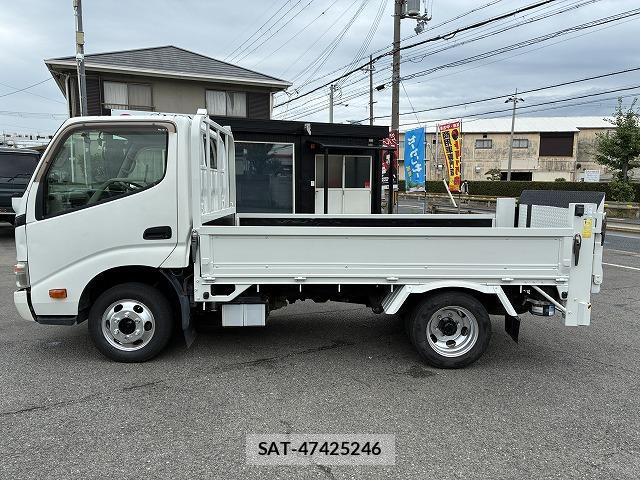 Toyota TOYOACE 2014-12 8330163-3