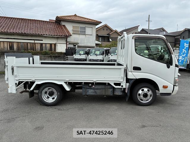 Toyota TOYOACE 2014-12 8330163-4