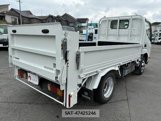 Toyota TOYOACE 2014-12 8330163-7