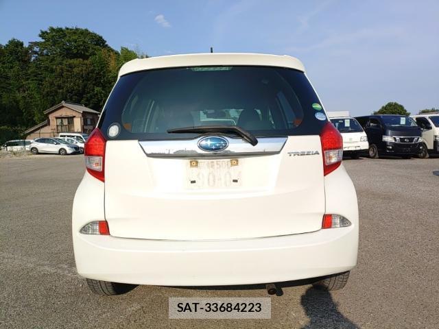 Subaru TREZIA 2014-07 8328232-1