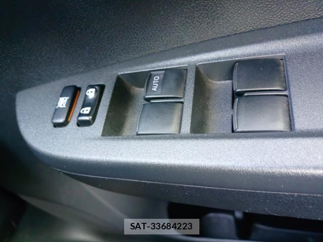 Subaru TREZIA 2014-07 8328232-13