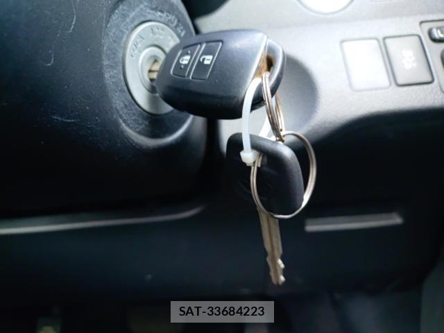 Subaru TREZIA 2014-07 8328232-14