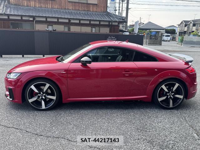 Audi TT 2020-07 8330154-1