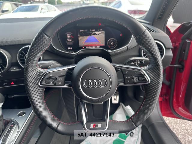 Audi TT 2020-07 8330154-11