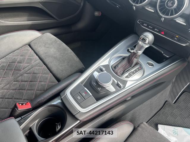 Audi TT 2020-07 8330154-12