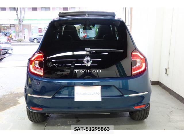 Renault TWINGO 2022-01 8328085-6