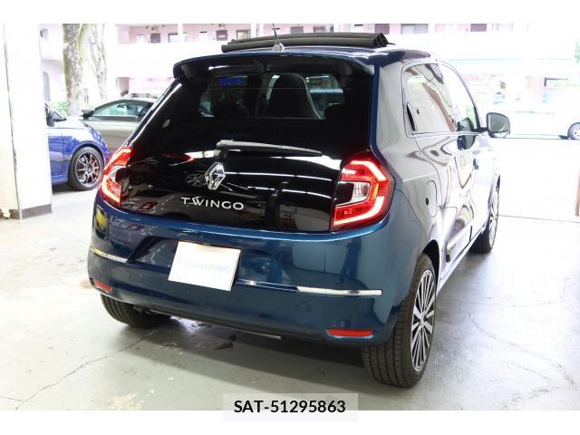 Renault TWINGO 2022-01 8328085-7