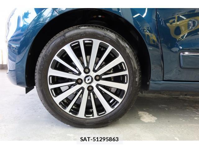 Renault TWINGO 2022-01 8328085-9
