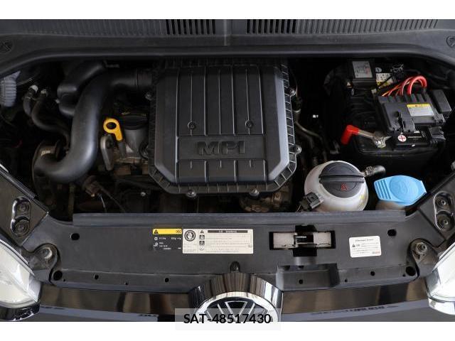 VolksWagen UP! 2016-03 8329000-7