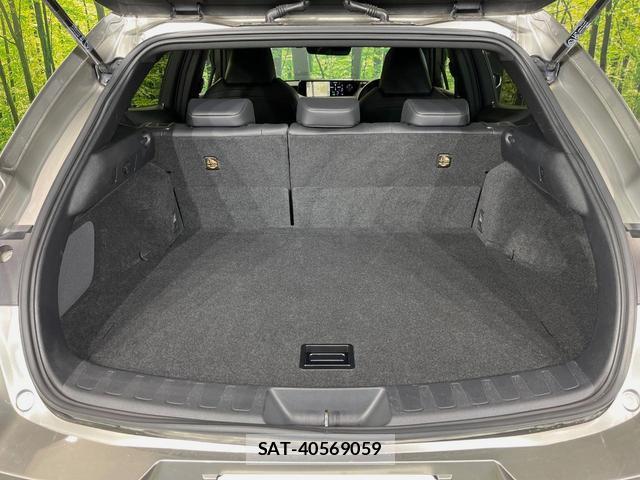 Lexus UX 2019-10 8328530-11