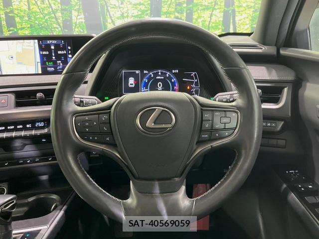Lexus UX 2019-10 8328530-12