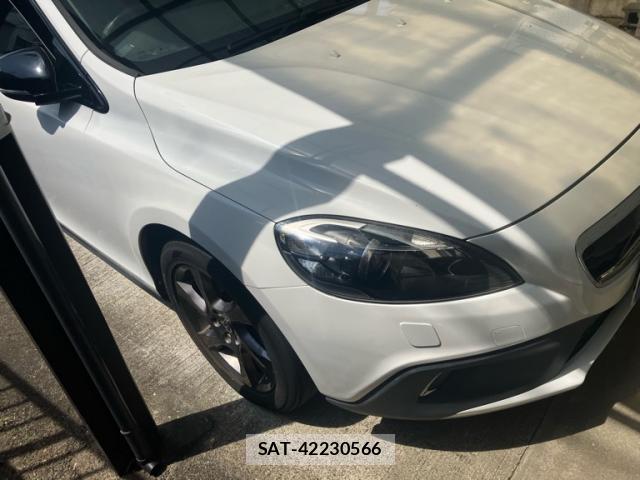 Volvo V40 2013-10 8328950-1