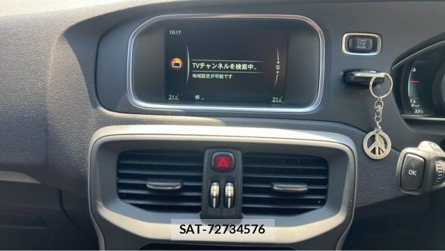 Volvo V40 2015-07 8280467-4