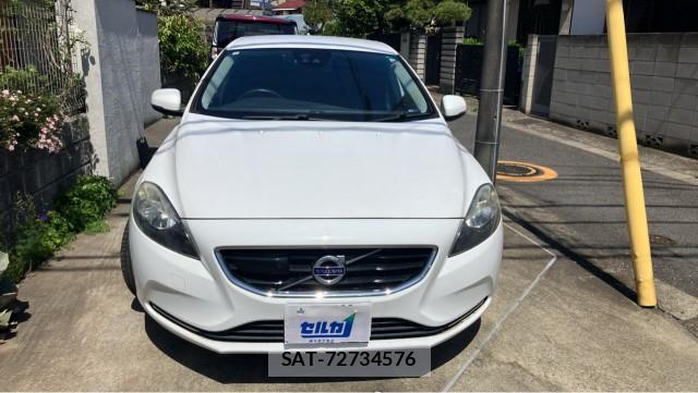 Volvo V40 2015-07 8280467-9