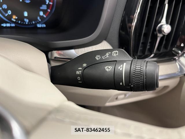 Volvo V60 2022-03 8329901-12