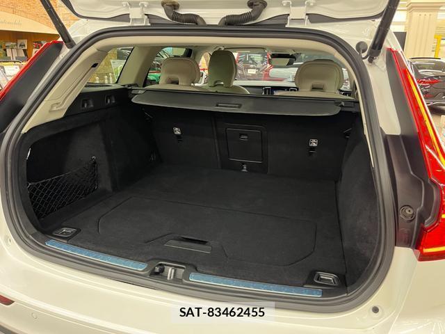 Volvo V60 2022-03 8329901-5