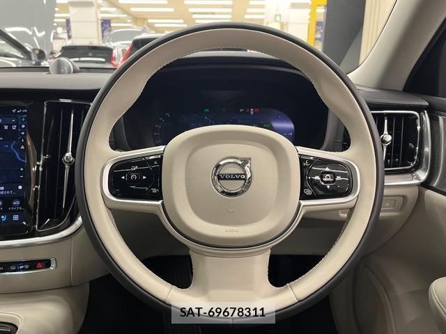 Volvo V60 2025-08 8329908-7