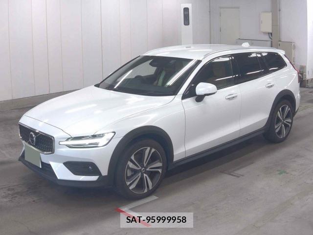 Volvo V60 2023-03 8330089-0