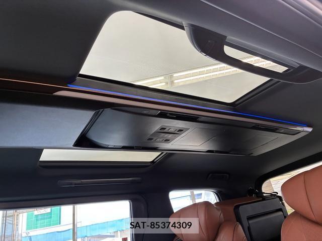 Toyota VELLFIRE 2024-04 8327800-18