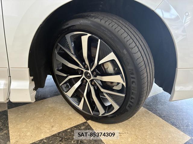Toyota VELLFIRE 2024-04 8327800-3