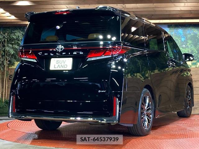 Toyota VELLFIRE 2024-02 8328017-17