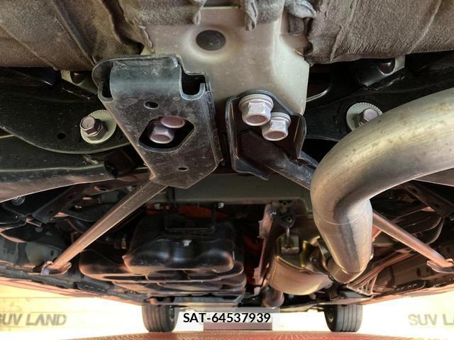 Toyota VELLFIRE 2024-02 8328017-19